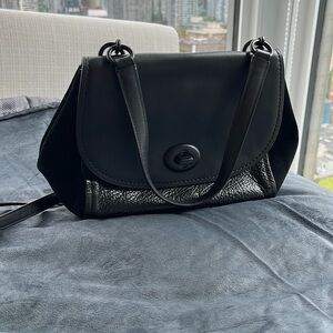 Coach Women's Faye Crossbody Black